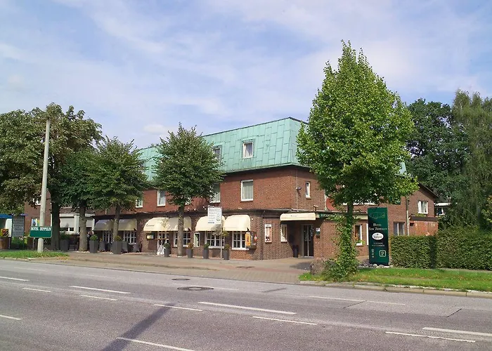 Zum Zeppelin Hotel 3*