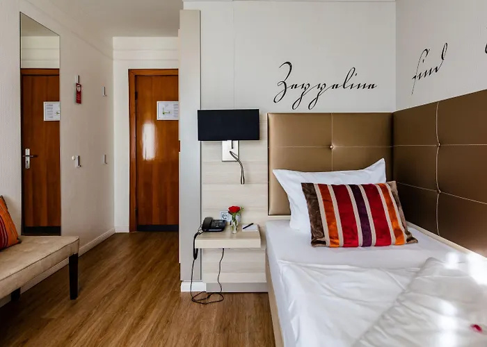 Hotel Zum Zeppelin 3*
