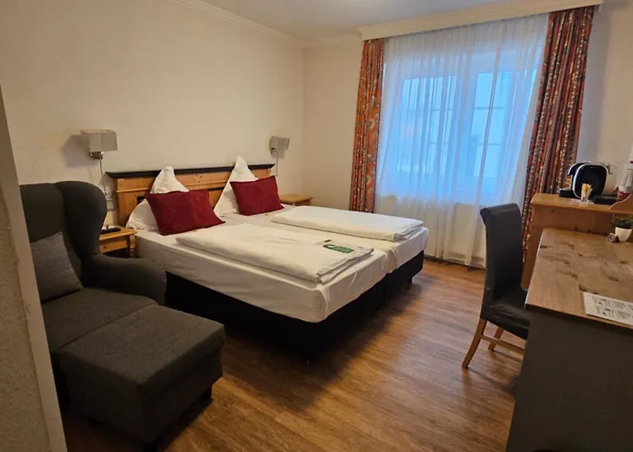 Hotel Zum Zeppelin 3*